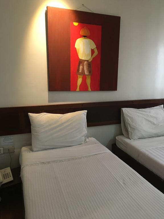 Ilocos Rosewell Hotel Kamer foto