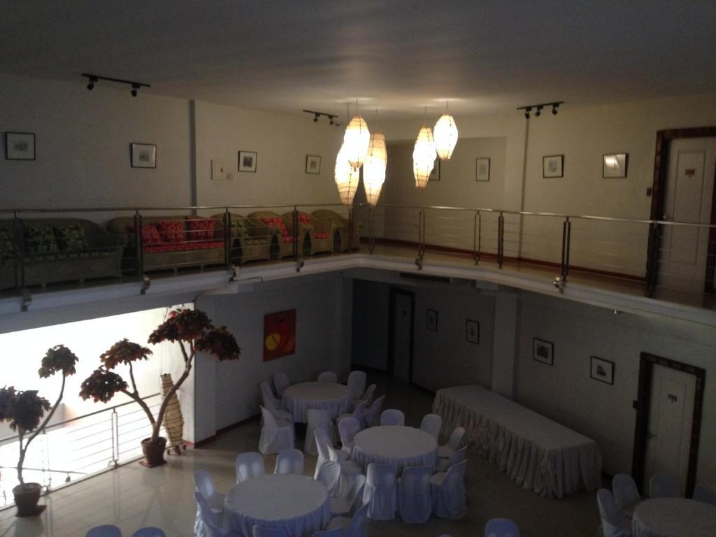 Ilocos Rosewell Hotel Buitenkant foto
